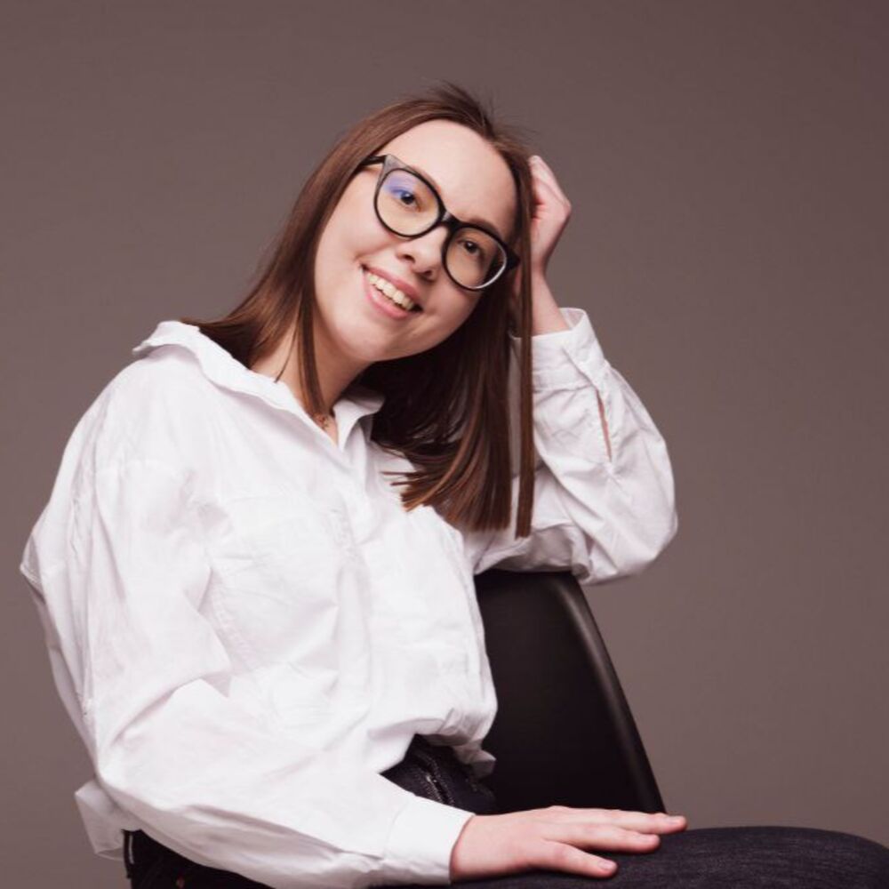 Камєнєва Олександра Анатоліївна