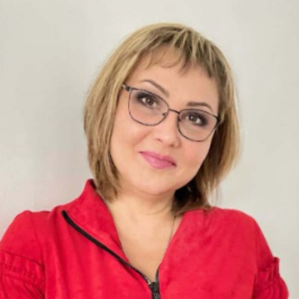 Комісарова Лілія Миколаївна