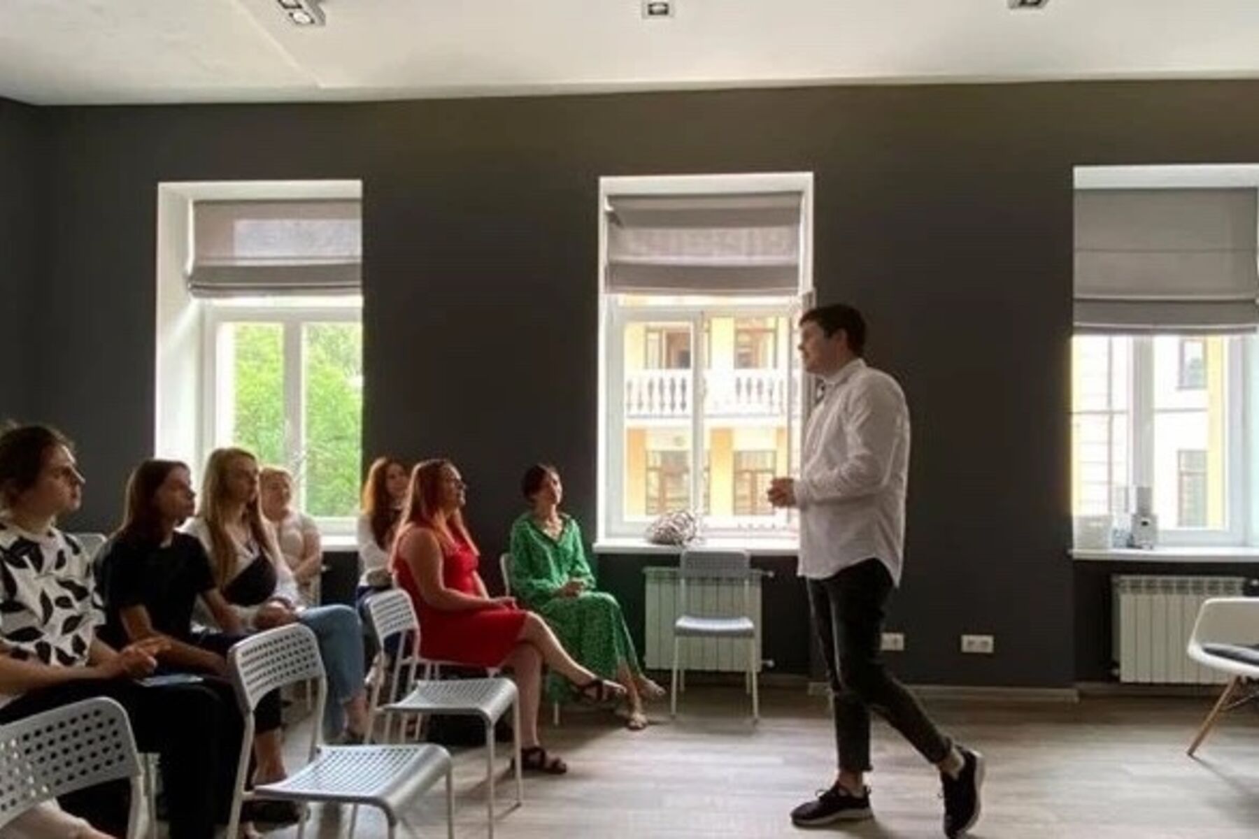 НПА вчиться новому